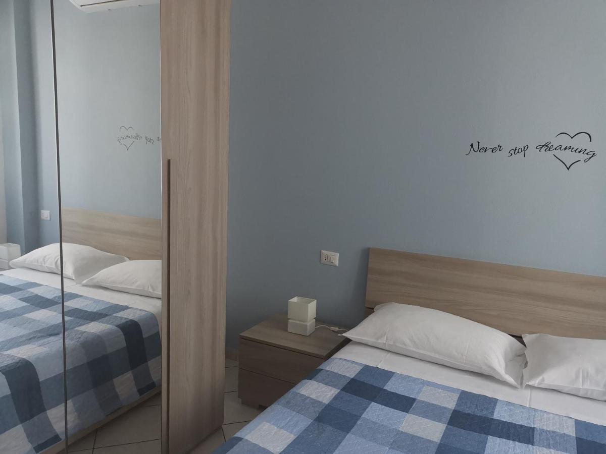 Bed and Breakfast Beb I Portici Cernobbio Exterior foto