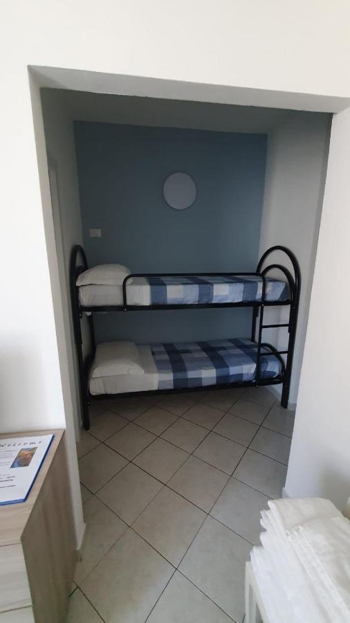 Bed and Breakfast Beb I Portici Cernobbio Exterior foto